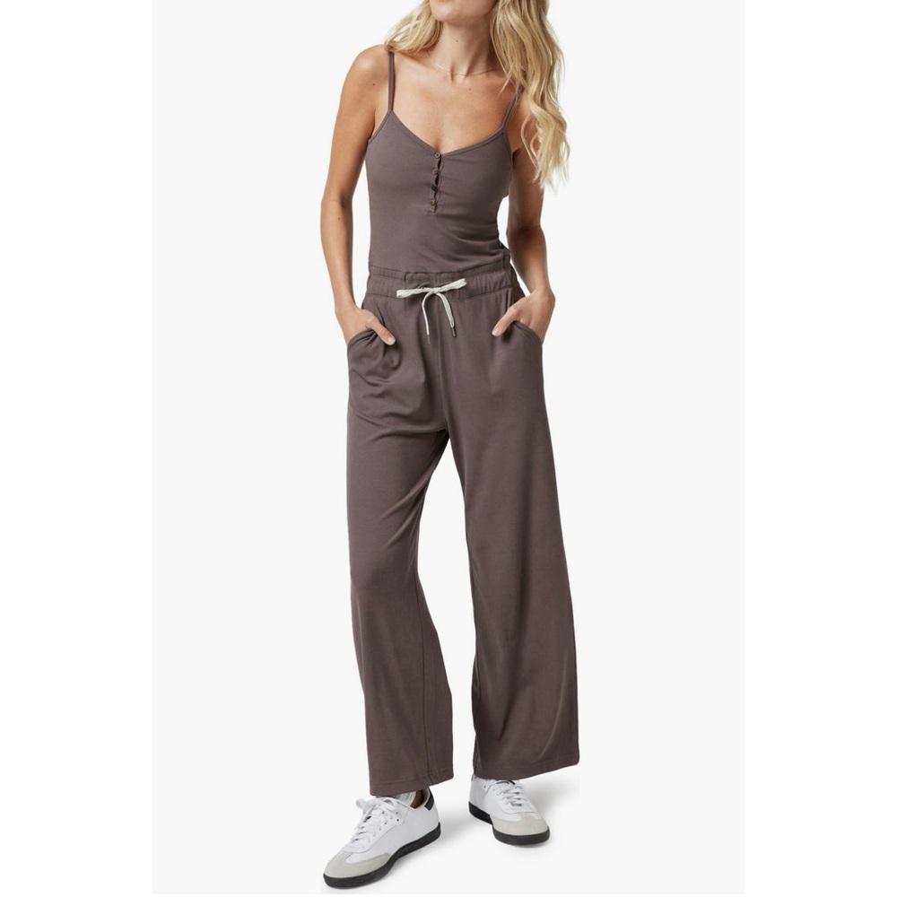 New Vuori Pose Henley Jumpsuit Size Large